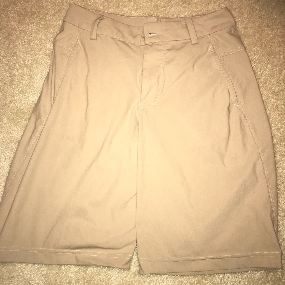 Lululemon khaki stretch shorts